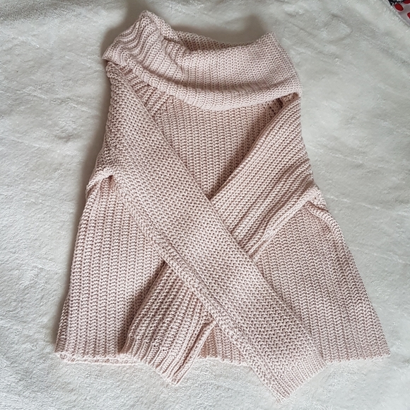 RD Style Thick Knit Cowled Blush Sweater - Picture 2 of 5